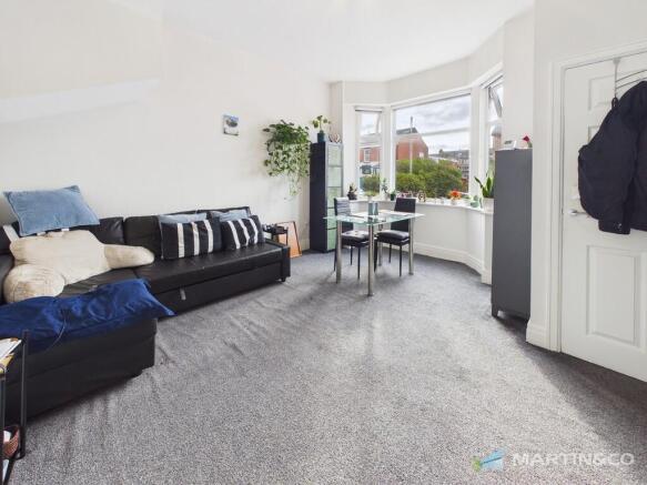 CAM02318G0-PR0605...