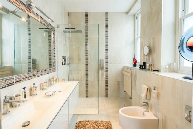 En Suite Shower Room