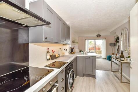 The Shires, Paddock Wood, Tonbridge, Kent