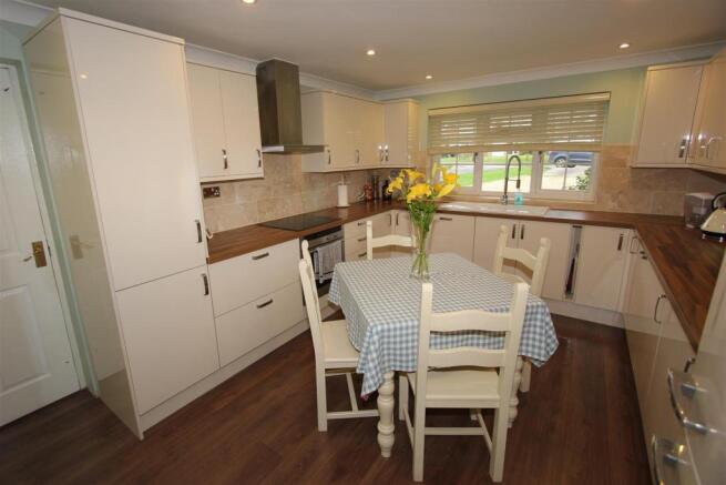 Fitted Kitchen