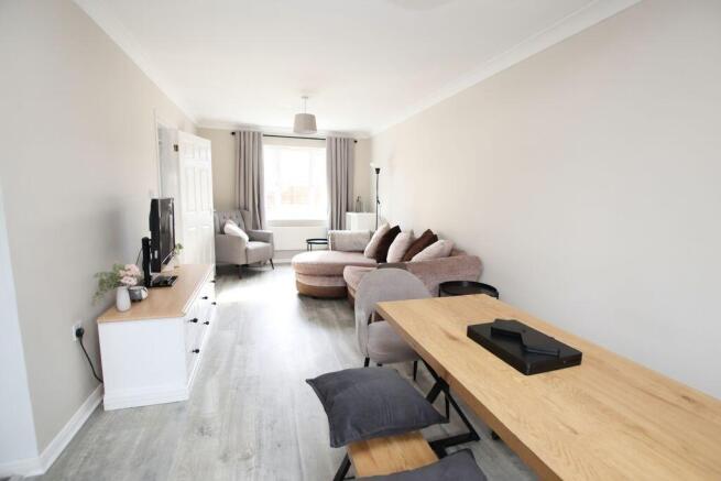 Lounge diner photo 2