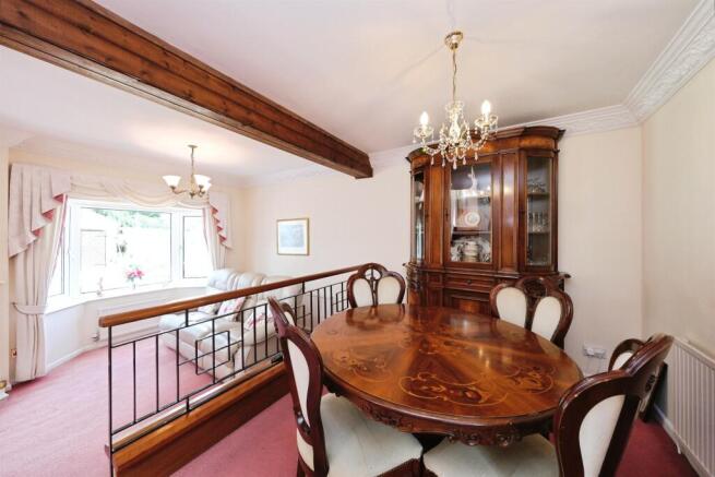 4 bed Detached for sale Image 7