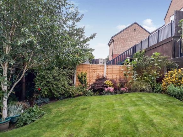 SEASONAL PICTURES OF THE GARDEN