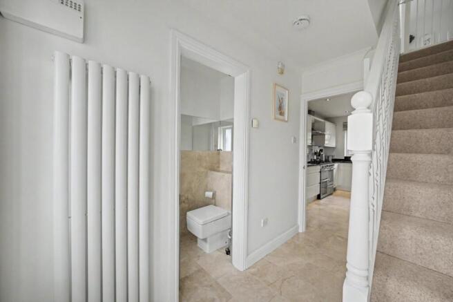 3 bed Detached for sale Image 8