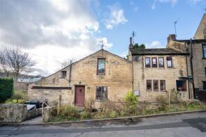 72, Almondbury Bank, Moldgreen, Huddersfield HD5 8HF
