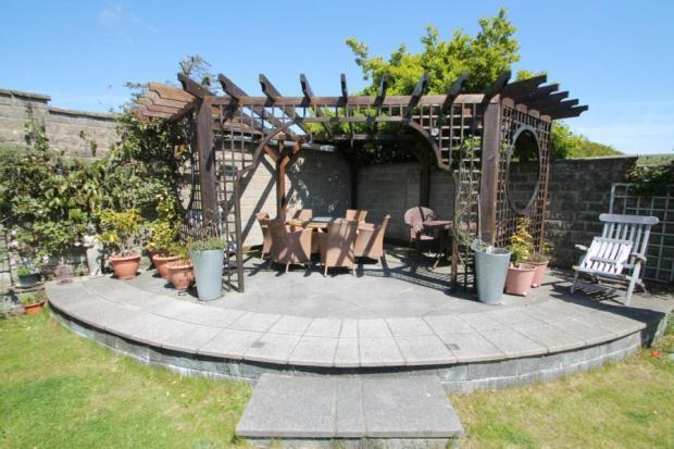 Pergola Sun Trap