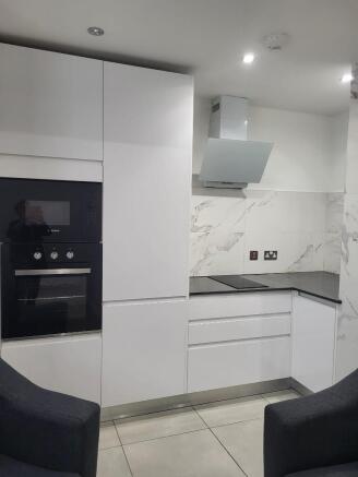1 bed Apartment to rent Image 10