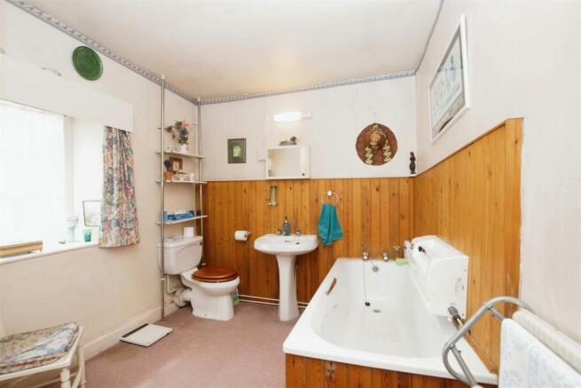 Photo 11