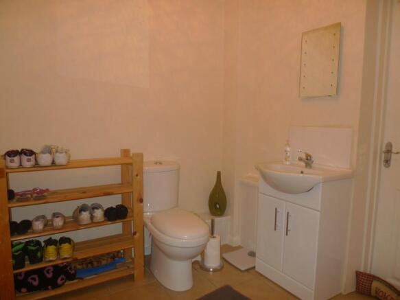 CLOAKROOM/WC