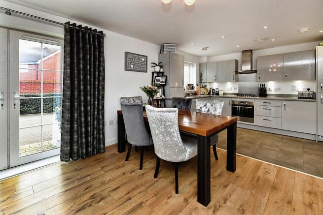 Kitchen / Diner