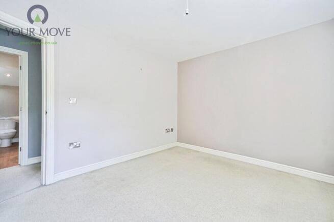 3 bed Terraced for sale Image 11
