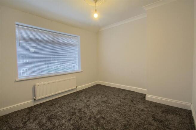 3 bed Terraced for sale Image 8