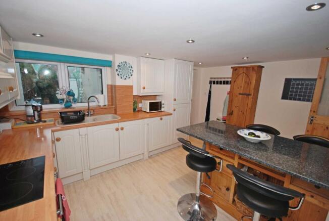 Kitchen/Breakfast Room