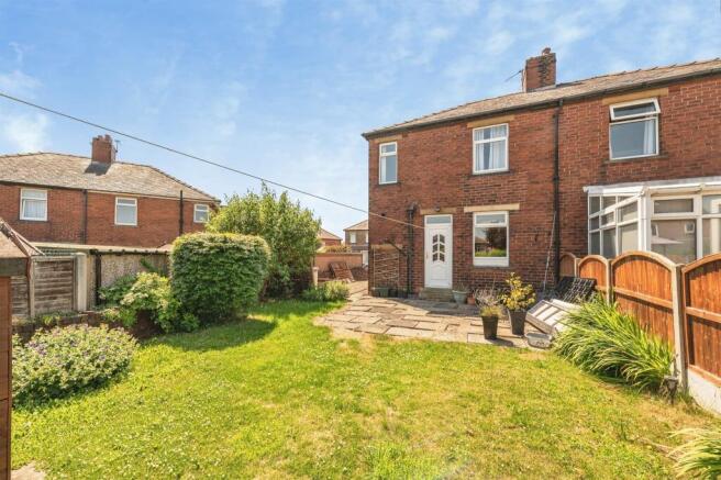 2 bed Semi-Detached for sale Image 10