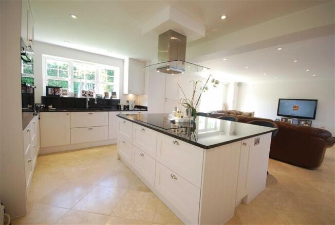 Kitchen Breakfast Area
