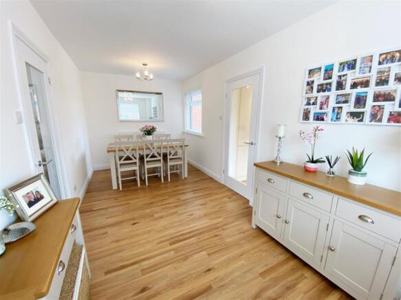 Dining Room 1.jpg