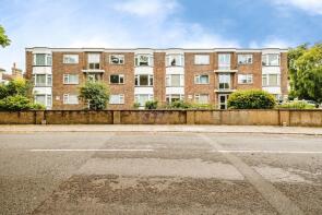 6, Bradley House, Heene Road, Heene, Worthing BN11 4PF
