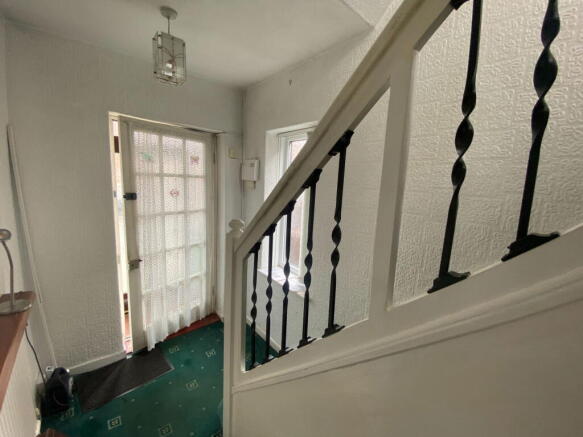 3 bed Semi-Detached for sale Image 6