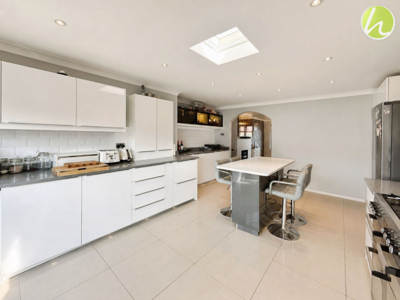 Kitchen/ Dinner