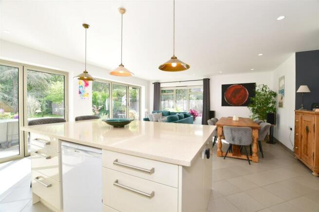 Kitchen/Diner /Family Room