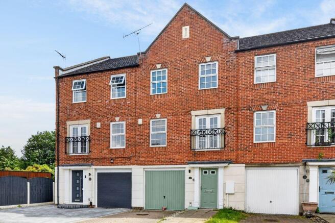 4 bed Town House for sale in york