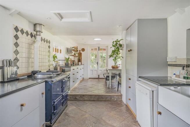 Kitchen / Breakfast Room