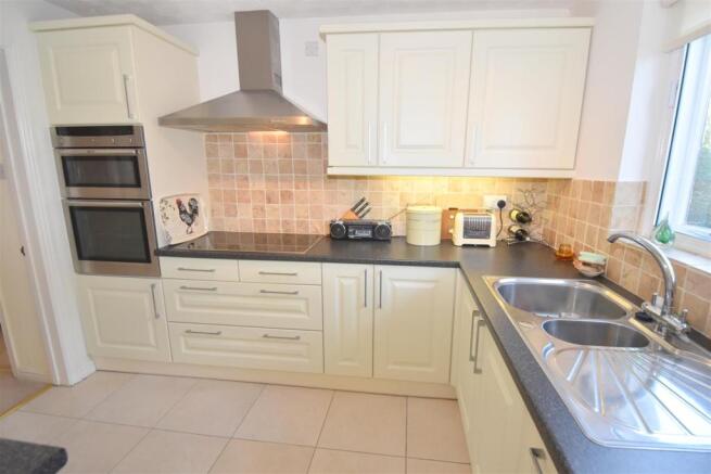 kitchen3.JPG
