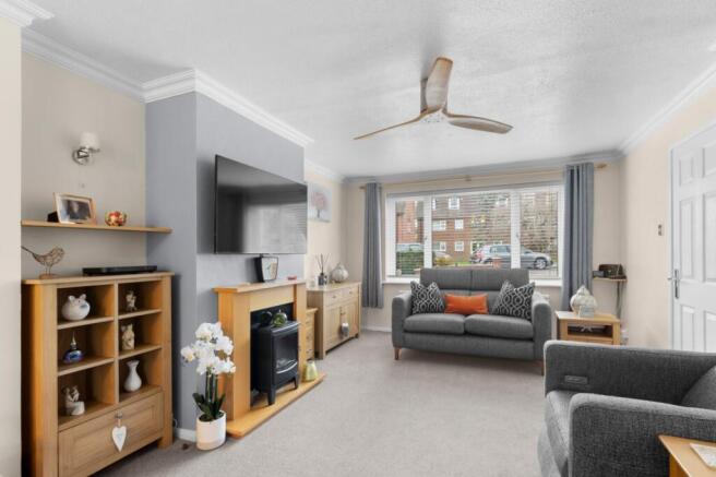 Regency Close, Uckfield, East Sussex, TN22 photo 3