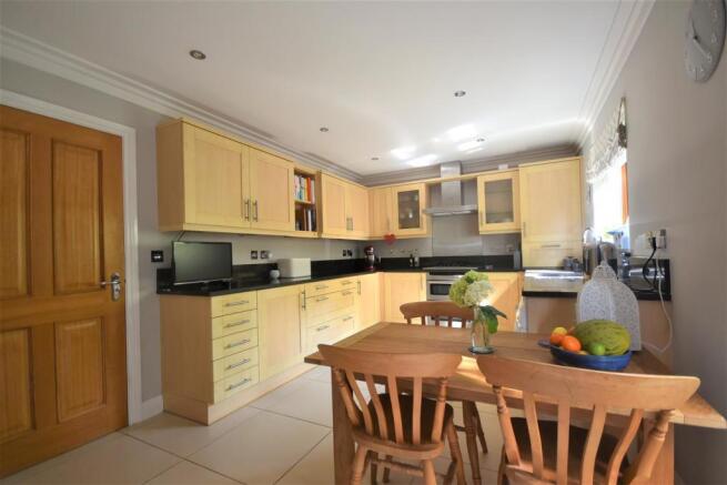 Kitchen/Dining Room