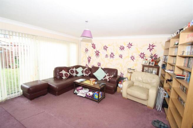30 Strangford Drive 