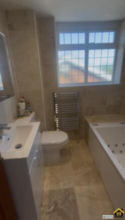 Photo 37