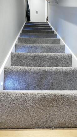 5 bed Terraced to rent Image 7
