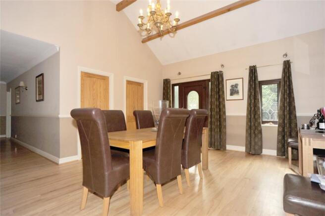 Entrance/Dining Area