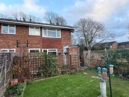 19, Ellison Way, Farnham GU10 1AY