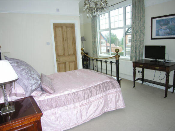 Photo 8