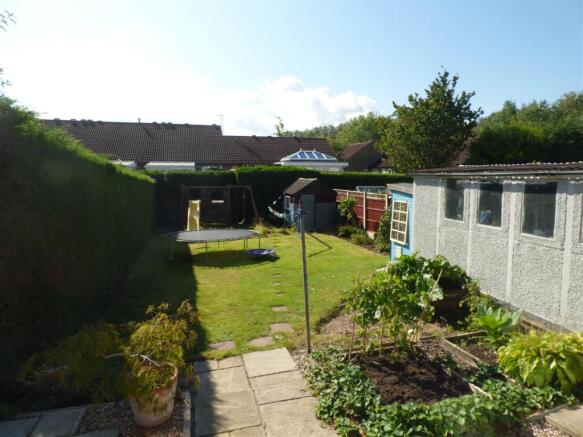 rear garden.JPG