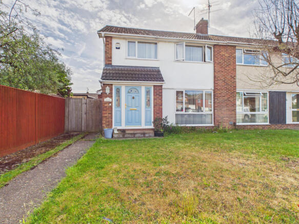 3 bed end terrace to rent Fairwater Drive, Woodle