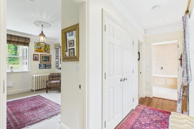 2 Holme Park, New Hutton, LA8 0AE photo 4