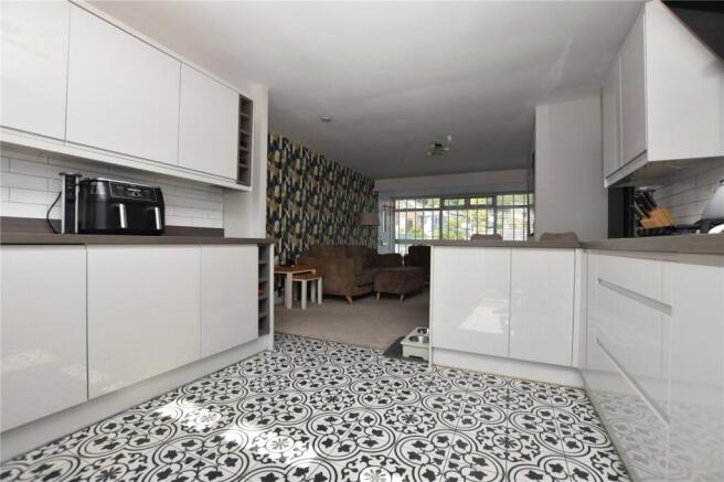 2 bed Bungalow for sale Image 4