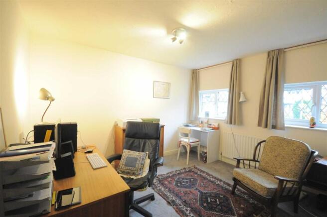 Photo 12