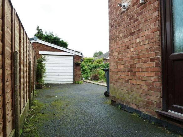 Driveway & Garage