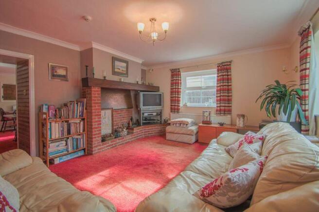 7 bed Detached for sale Image 4