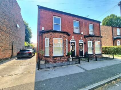 Old Hall Road, Sale, M33