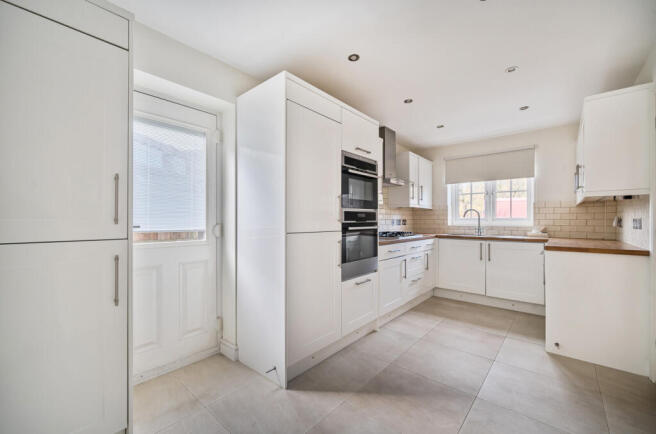 1386947-11-692ef4...