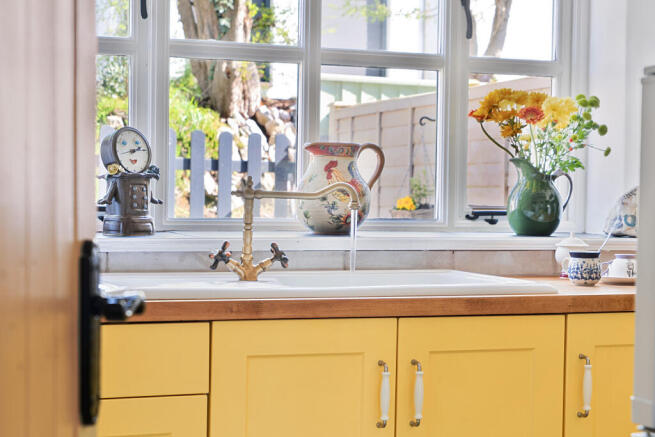 1438268-29-69ce75b19ac8d-ARW-1