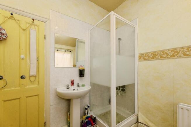 2 bed Terraced for sale Image 11