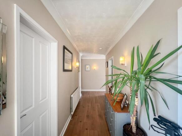 3 bed Detached Bungalow for sale Image 4