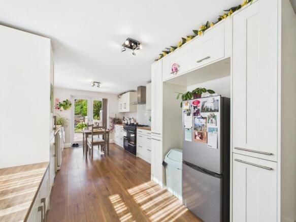 4 bed End of Terrace for sale Image 10