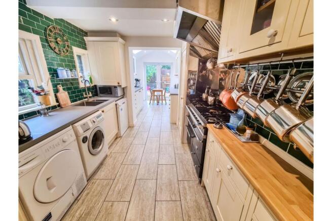 Kitchen/Breakfast
