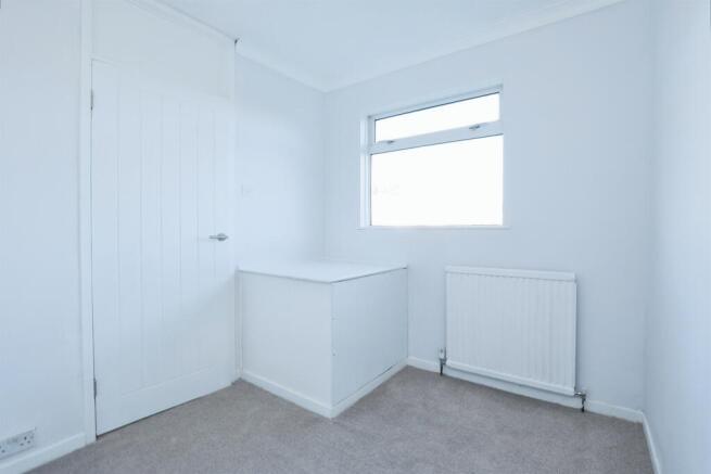 3 bed House to rent Image 12